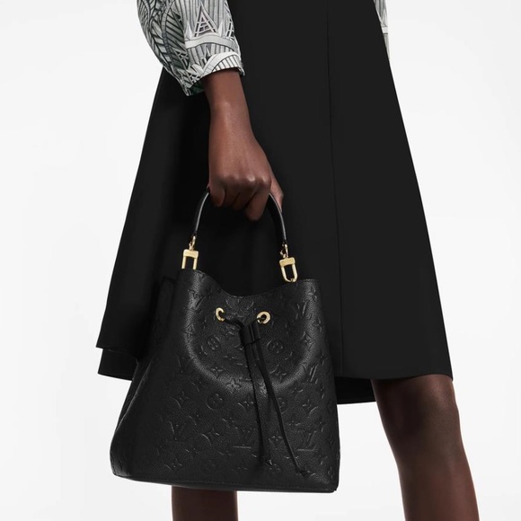 COPY - Black Monogram Louis Vuitton Bucket Bag - Picture 3 of 4